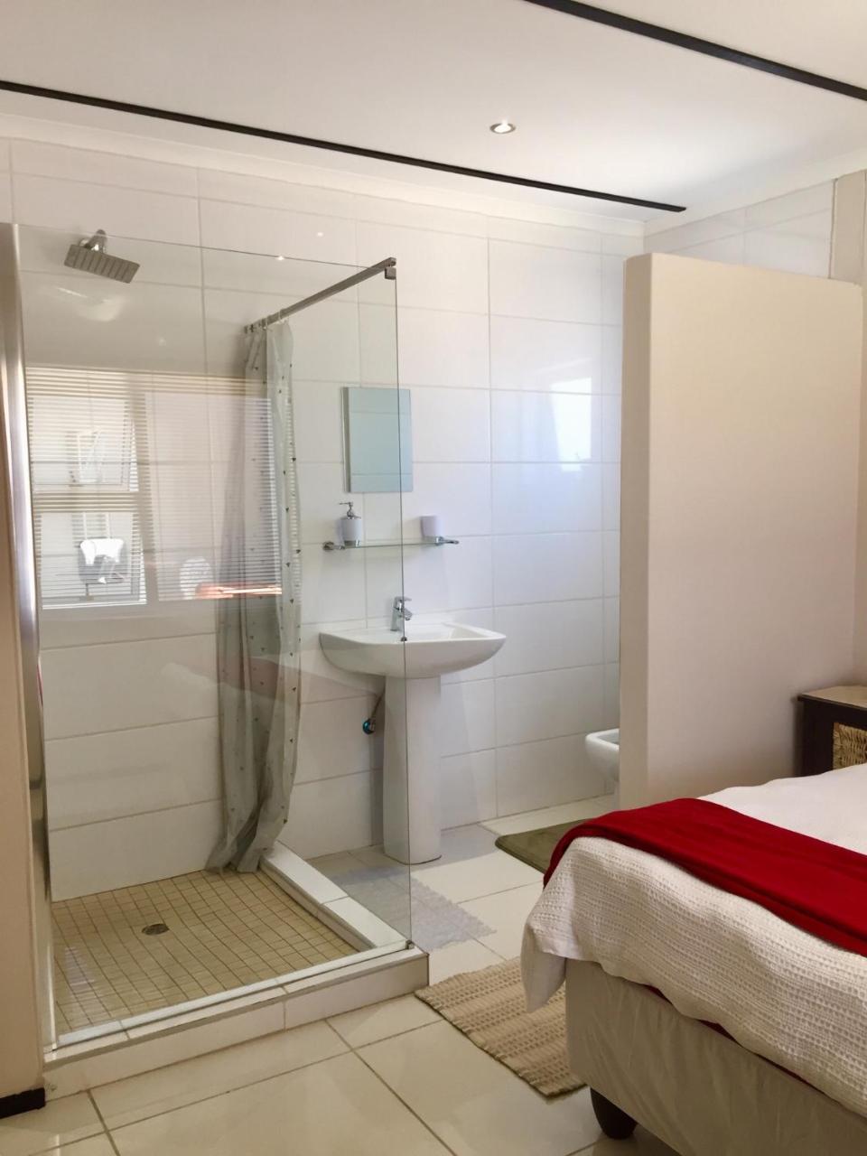 Man Cave Suite Swakopmund Buitenkant foto